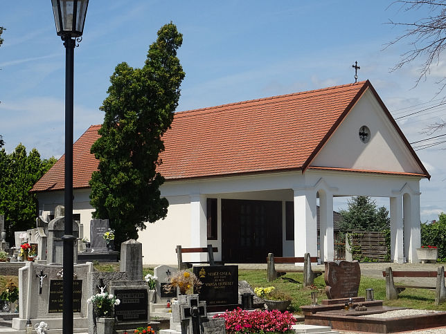 Rajka, Friedhof