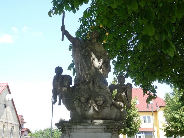 Rajka, Statue des Heiligen Johannes Nepomuk
