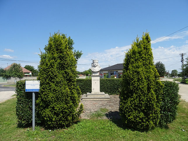 Rajka, Rkczi-Denkmal