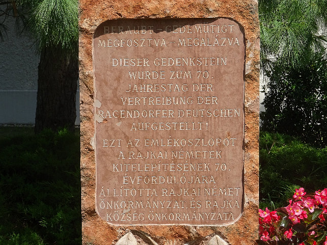 Rajka, Vertriebenendenkmal