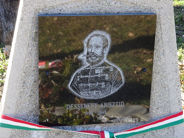 R�t�t, Arad-Gedenkpark