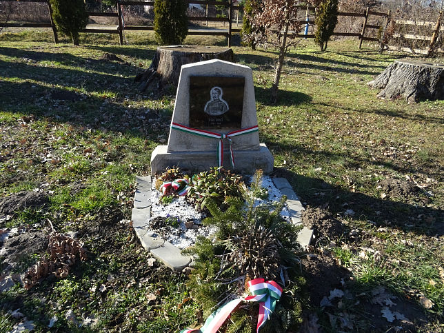 R�t�t, Arad-Gedenkpark