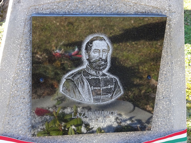 R�t�t, Arad-Gedenkpark