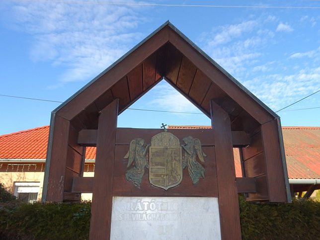 R�t�t, Kriegerdenkmal