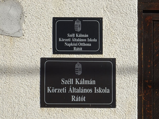 Rtt, Schule Szll Klmn