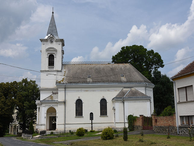 R�pceszentgy�rgy, Kirche