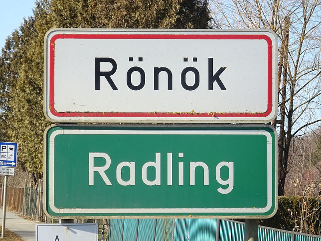 Rnk, Ortstafel