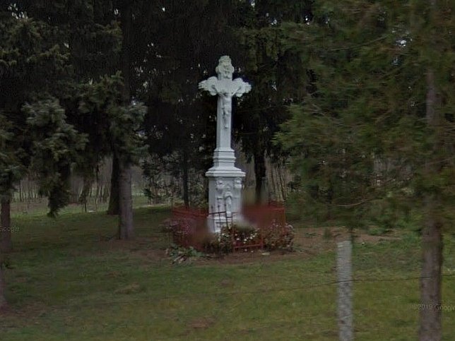 Sorkifalud, Kreuz