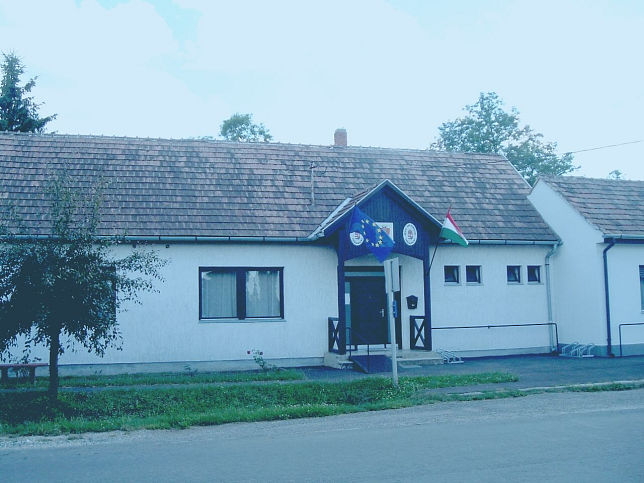 Sorkikpolna, Gemeindeamt