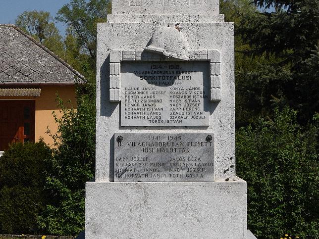 Sorkikpolna, Kriegerdenkmal