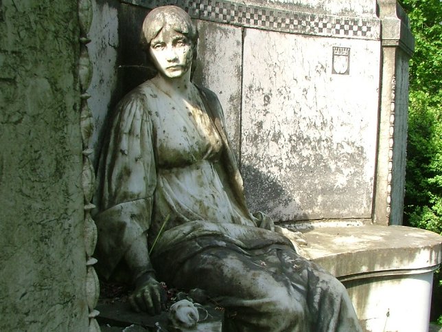 Sorokpolny, Mausoleum
