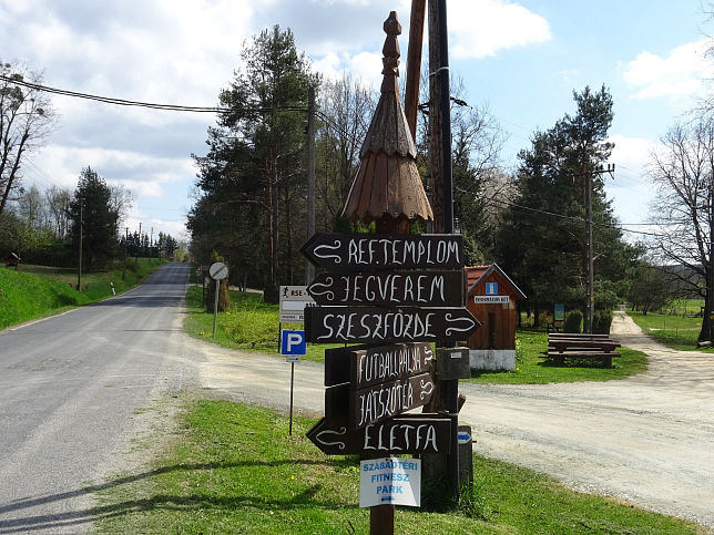 Szalaf�, Wegweiser