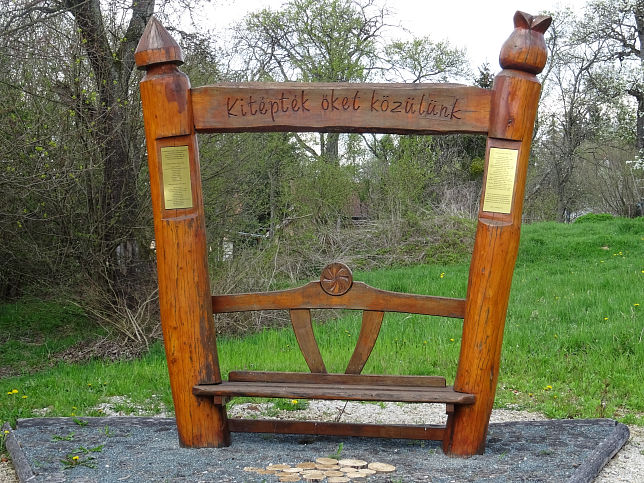 Szalaf�, Vertriebenendenkmal