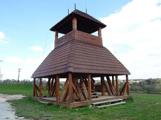 Szalaf�, Aussichtsturm