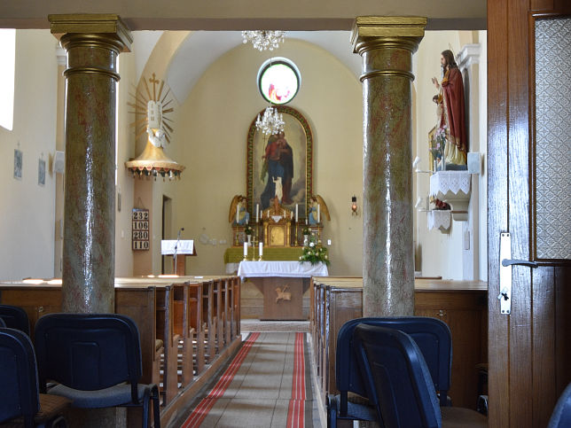 Szeleste, Kirche der Jungfrau Maria
