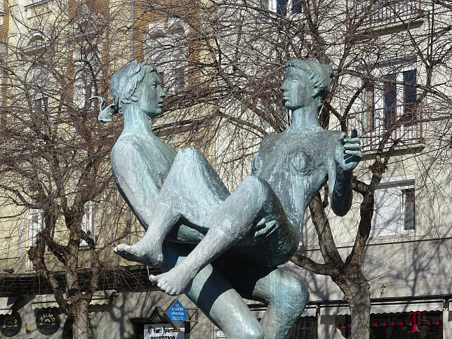 Szombathely, Faunok-Brunnen (Faunok sz�kők�t)