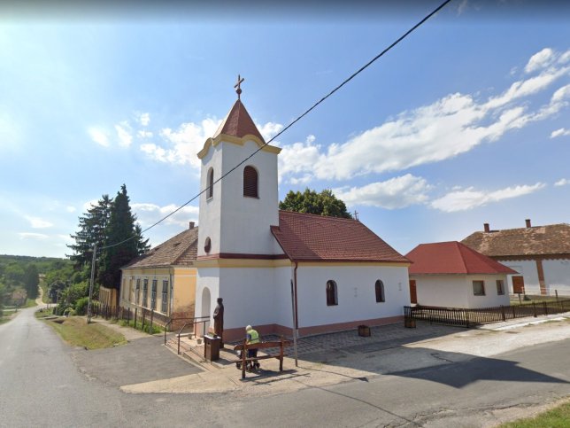 Telekes, Kirche Hl. Dreifaltigkeit