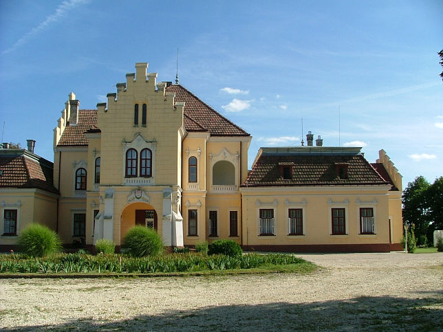 Tt, Schloss Pokvr