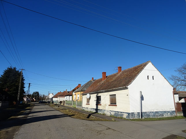 Vasalja, Kossuth utca