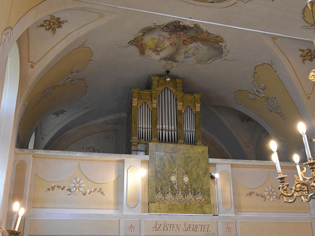 Vasasszonyfa, Kirche