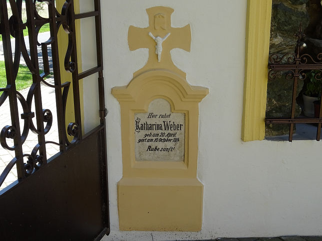 Vaskeresztes, Kirche St. Nikolaus