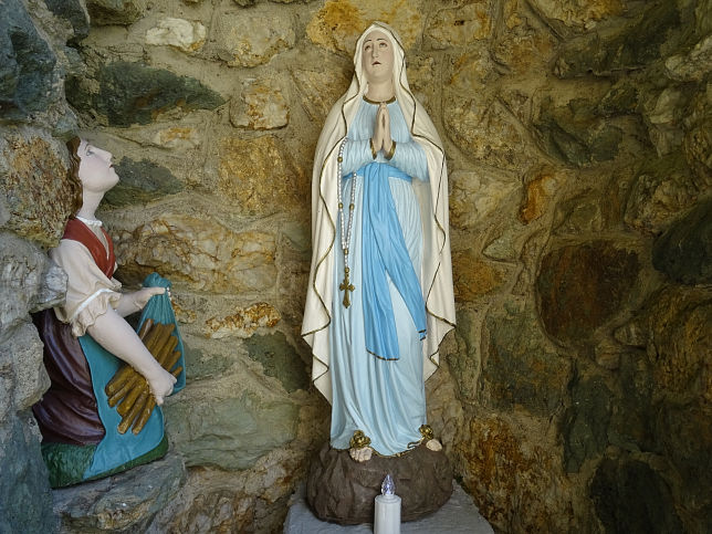 Vaskeresztes, Kirche St. Nikolaus