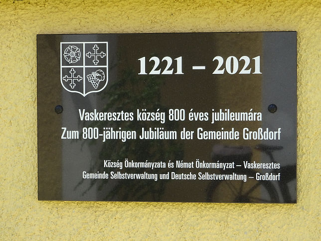 Vaskeresztes, Kirche St. Nikolaus