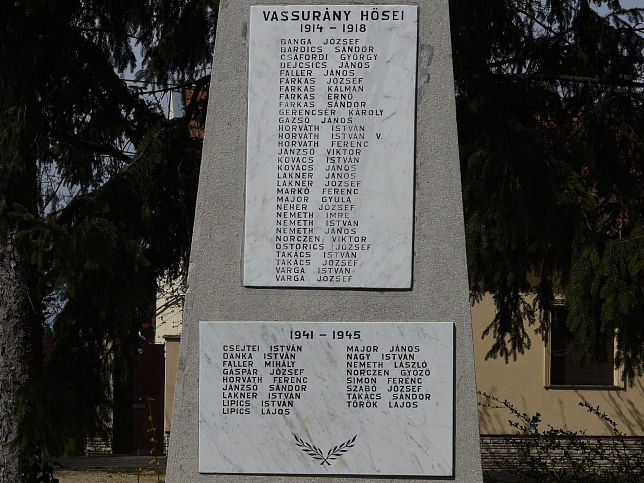 Vassurny, Kriegerdenkmal