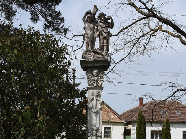 Vassurny, Pestsule