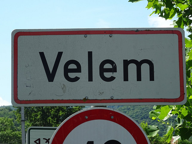 Velem, Ortstafel