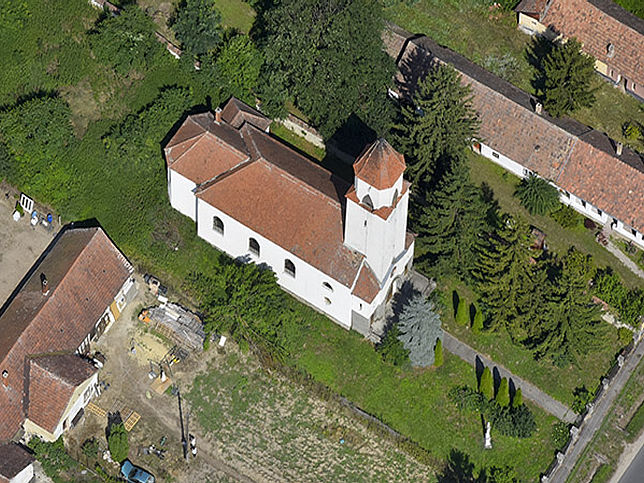 Vnck, Kirche