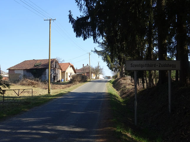 Zsidahegy, Ortstafel
