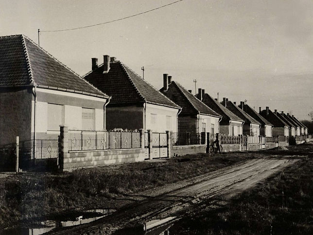 Acs�d, Stra�endetail