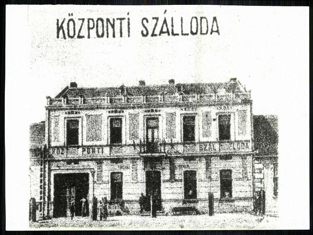 J�nosh�za, Hotel