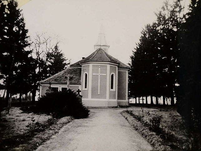 Meggyeskovcsi, Kirche St. Cosmas und Damian