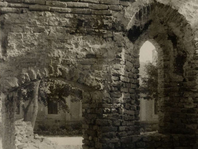 P�poc, Renovierung der Kirche