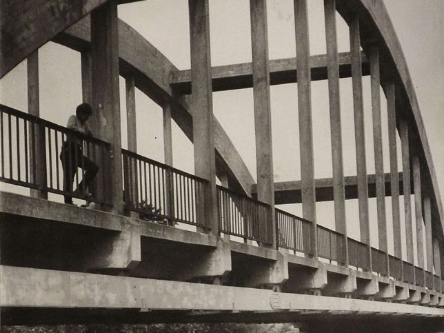 R�bah�dv�g, Br�cke