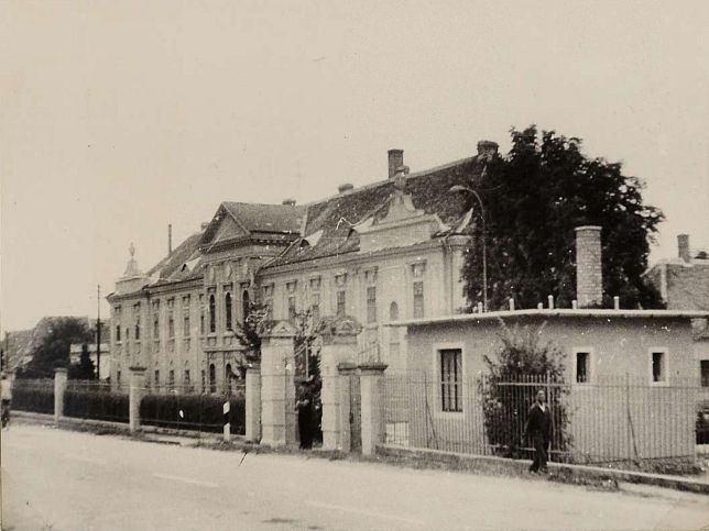 Simasg, Krankenhaus