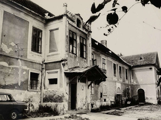 Sitke, Altes Schloss