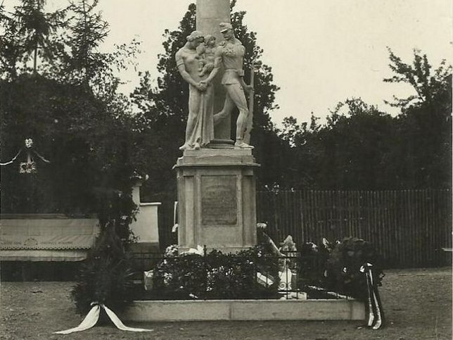 Szentp�terfa, Kriegerdenkmal