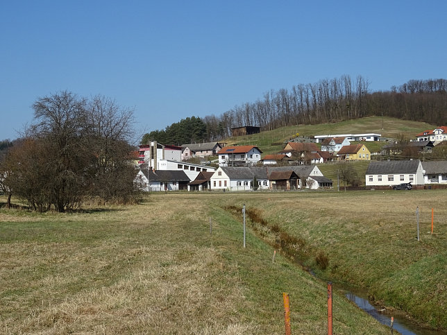 Inzenhof, Hausergraben