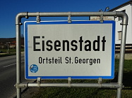 St. Georgen am Leithagebirge, Ortstafel