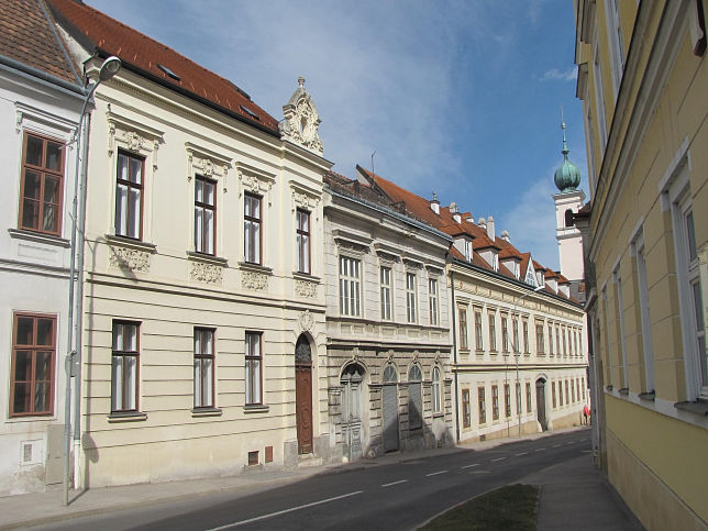 Brgerhaus, Esterhazystrae 32