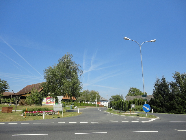 Ortsdurchfahrt, Crossroads in Urbersdorf