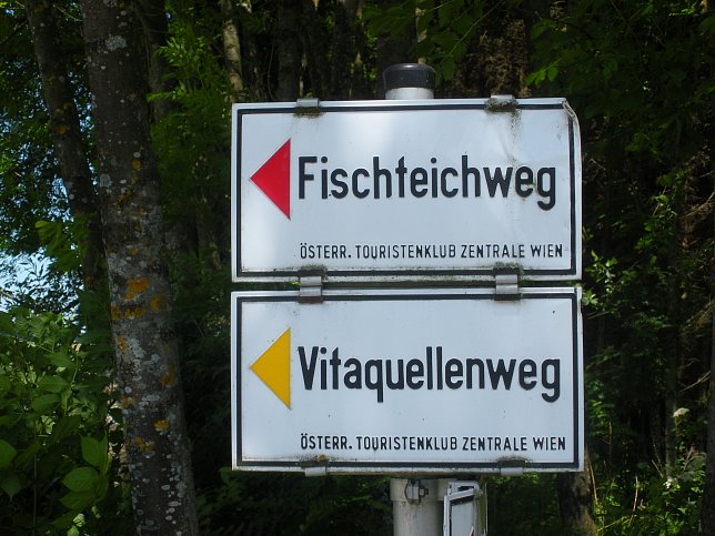 Guide 'Fischteichweg' and 'Vitaquellenweg'