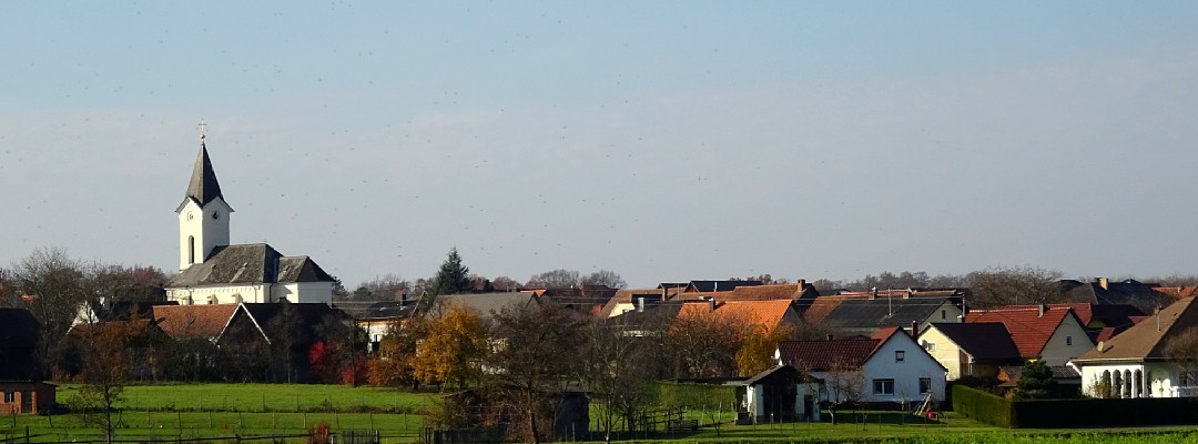 Urbersdorf, Kirche