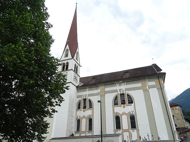 Inzing, Pfarrkirche Hl. Petrus