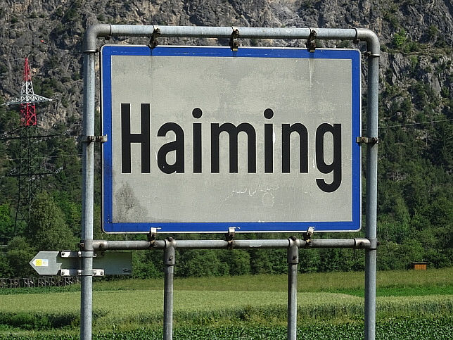 Haiming, Ortstafel