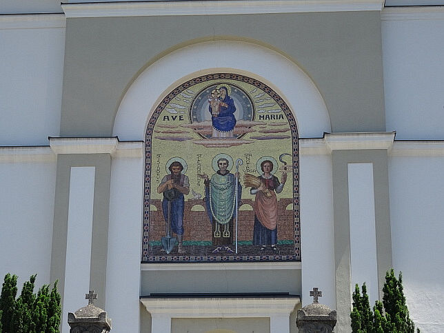 Roppen, Kath. Pfarrkirche hl. Leonard in Mairhof