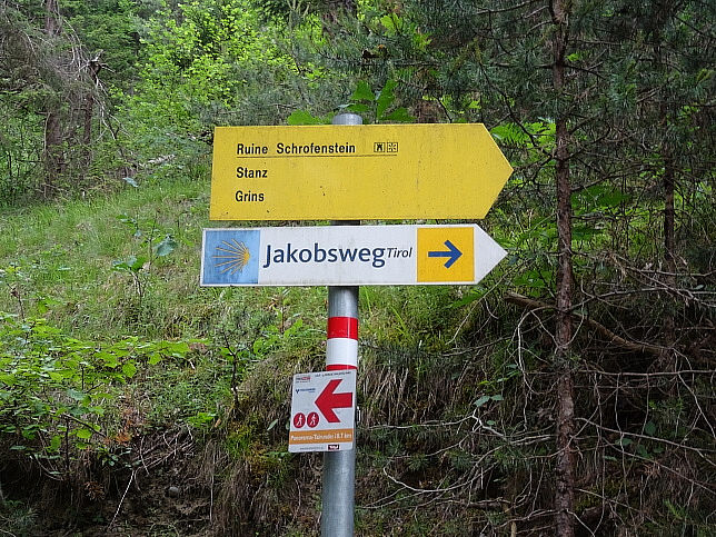 Wegweiser Ruine Schrofenstein, Stanz und Grins